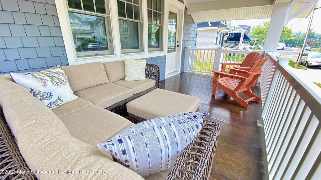 512 5th Avenue - Photo 4