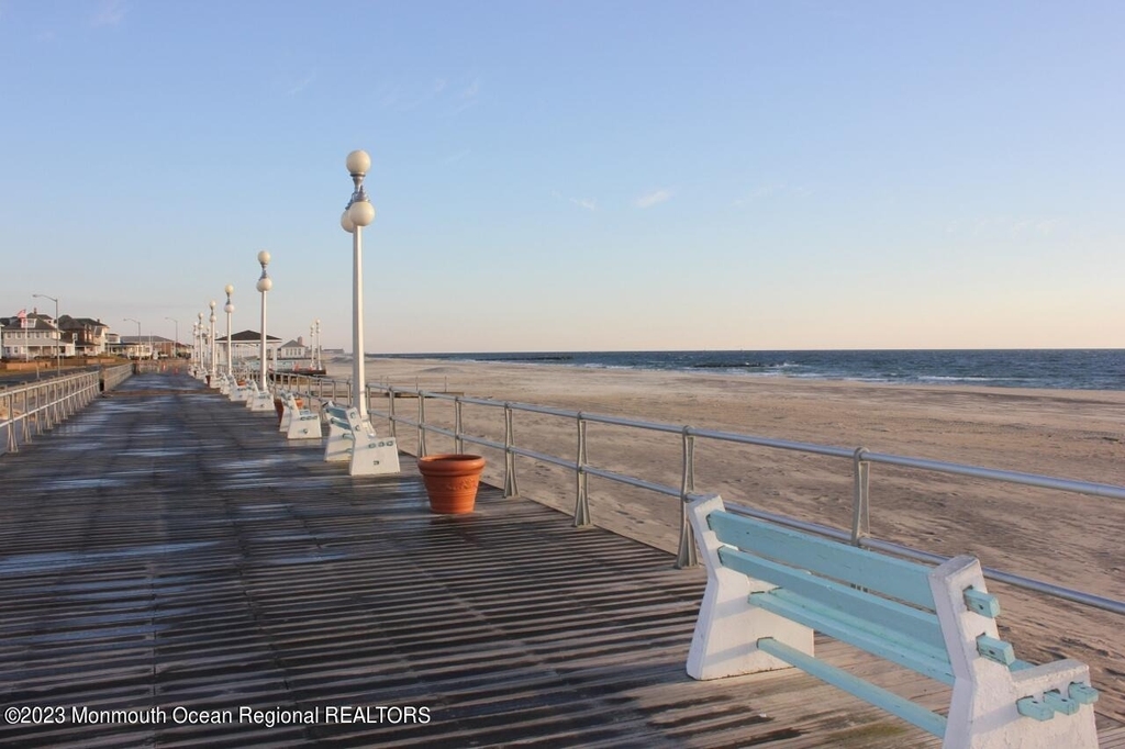 512 5th Avenue - Photo 20