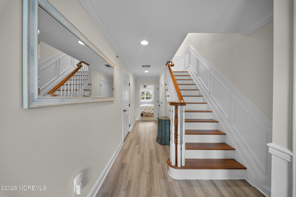 302 Villa Drive - Photo 12