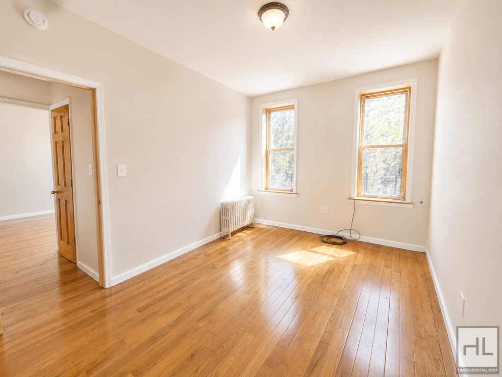 Grant Avenue - Photo 3
