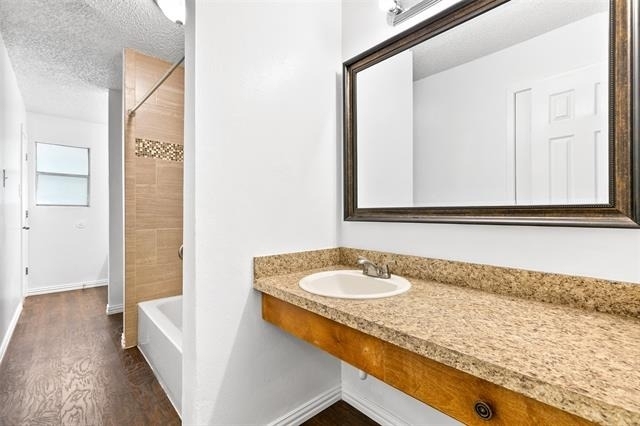 1140 Tyra Lane - Photo 14