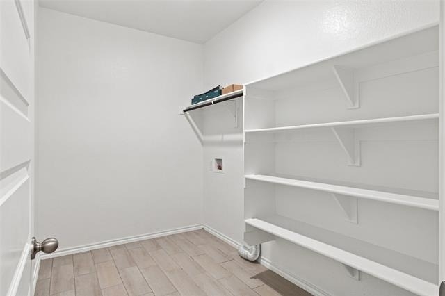 944 Ravenwood Lane - Photo 15