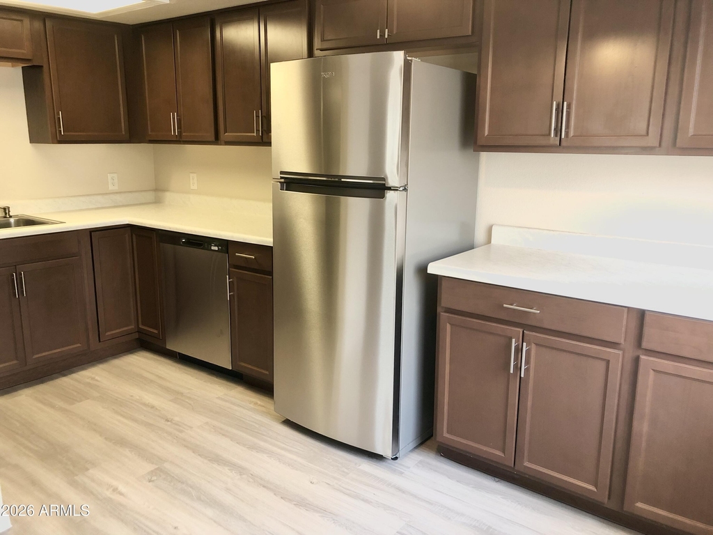 700 W University Drive - Photo 5