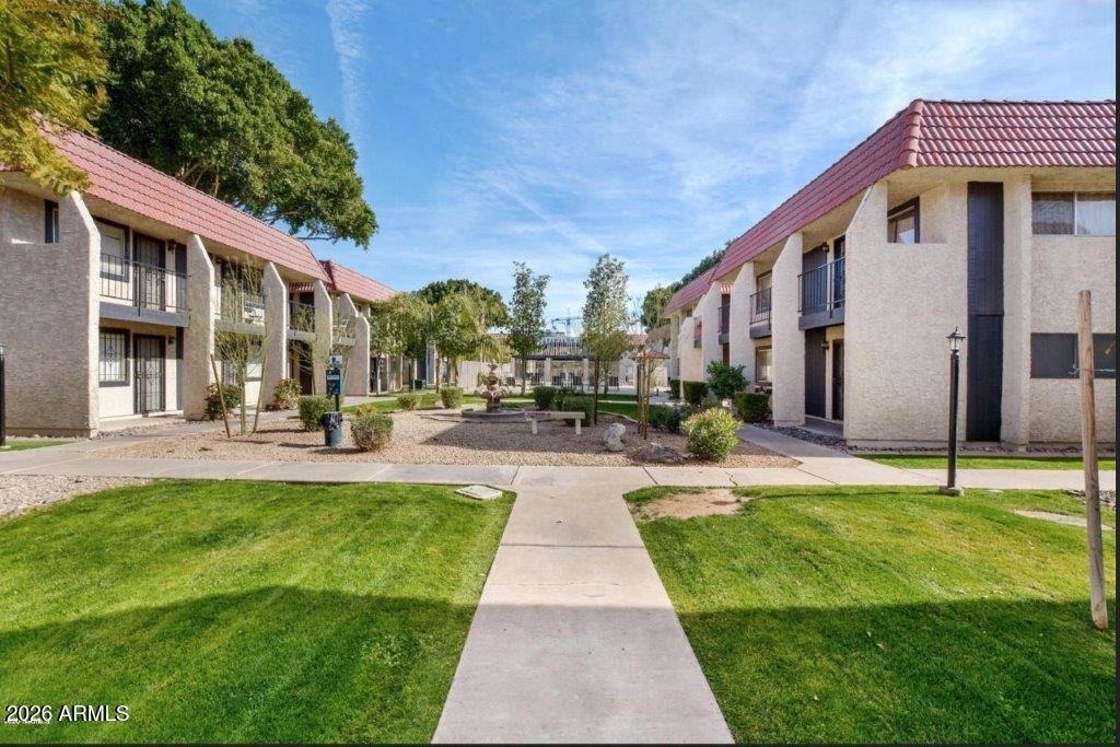 700 W University Drive - Photo 21