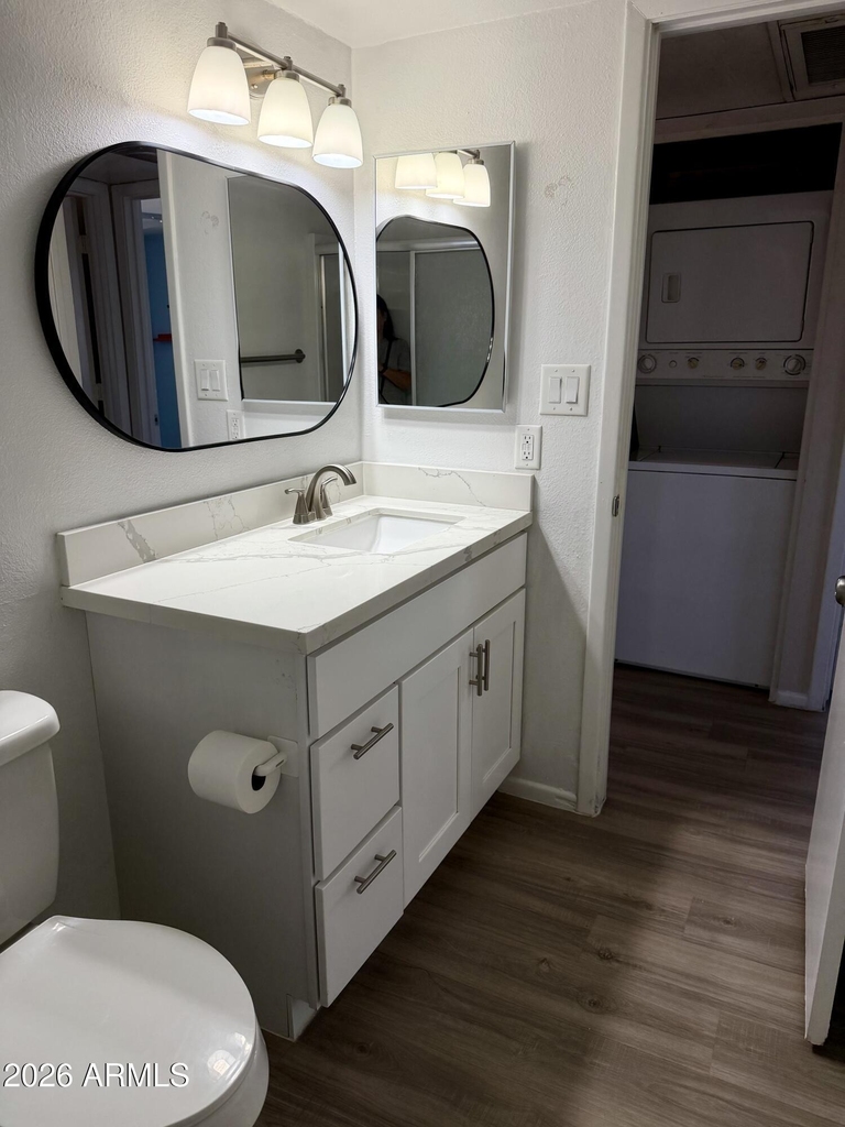 700 W University Drive - Photo 10
