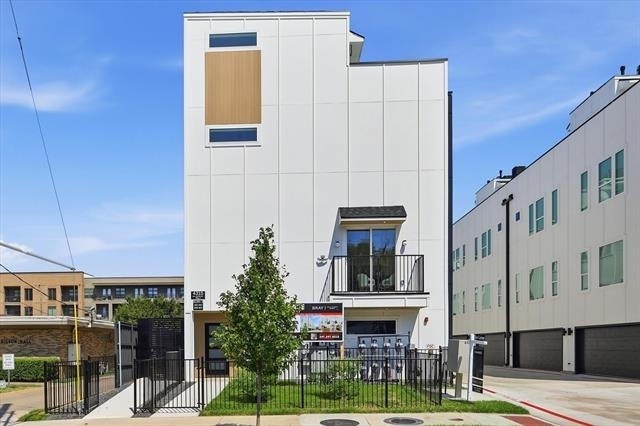4315 San Jacinto Street - Photo 4