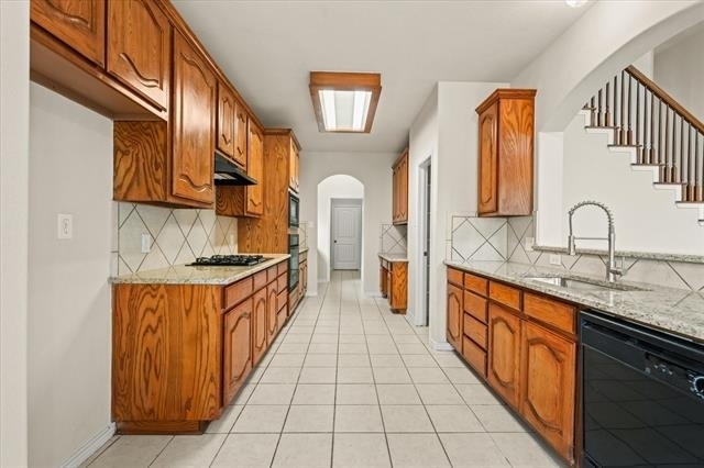 8204 Hitching Trail - Photo 1