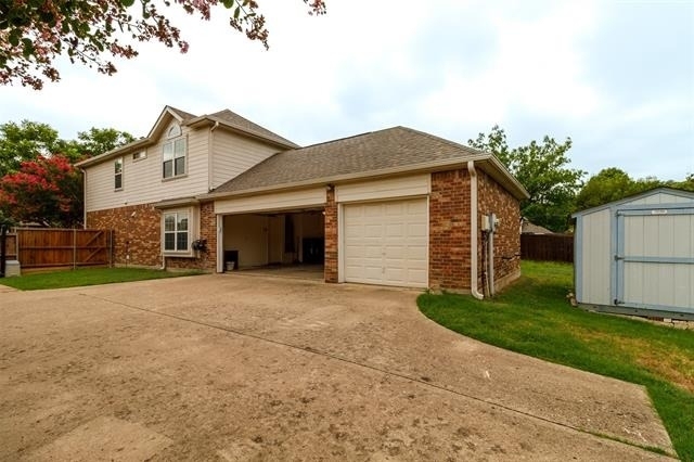 103 Westminister Avenue - Photo 34
