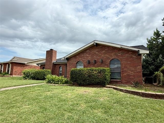 5221 Reed Drive - Photo 1