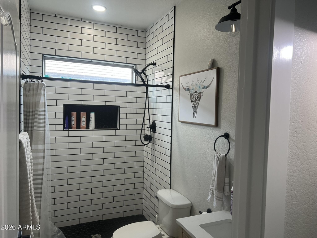 22319 N Vanderveen Way - Photo 4