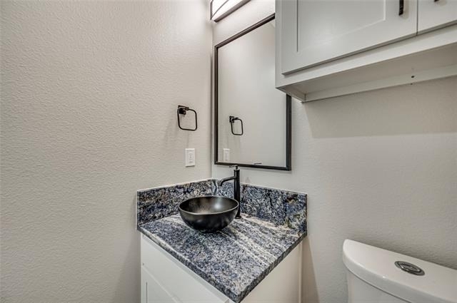 8243 Heritage Glen Drive - Photo 11