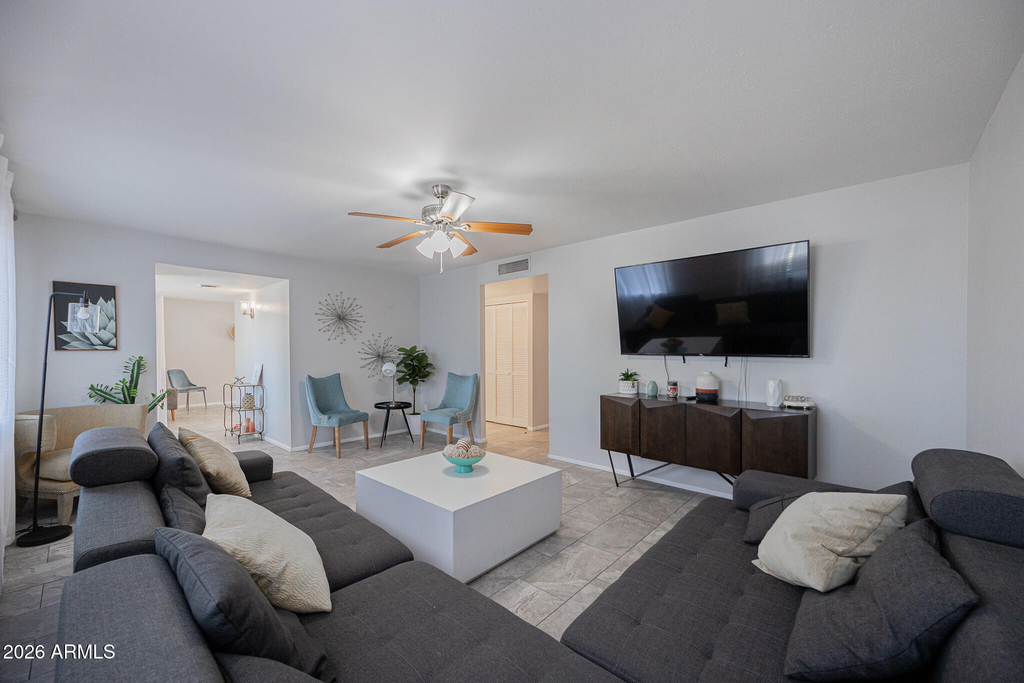 3931 N 86th Street - Photo 4