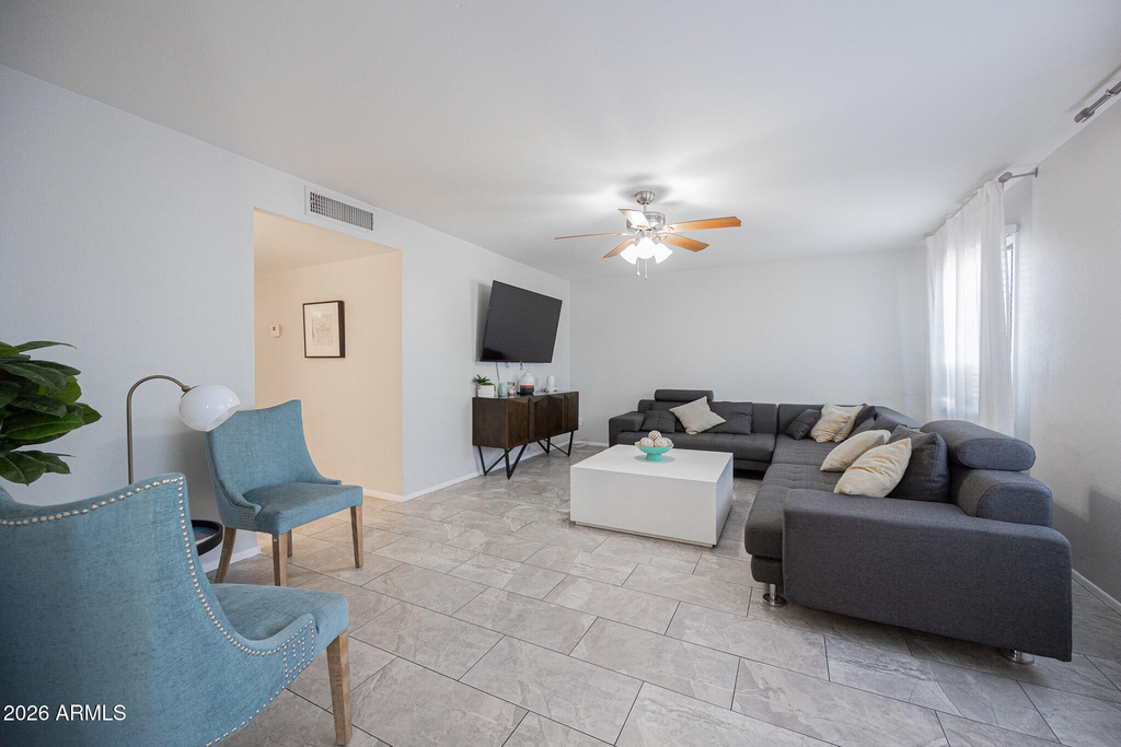 3931 N 86th Street - Photo 3