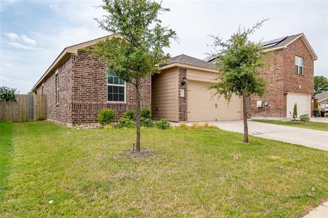 1911 Hot Springs Way - Photo 2