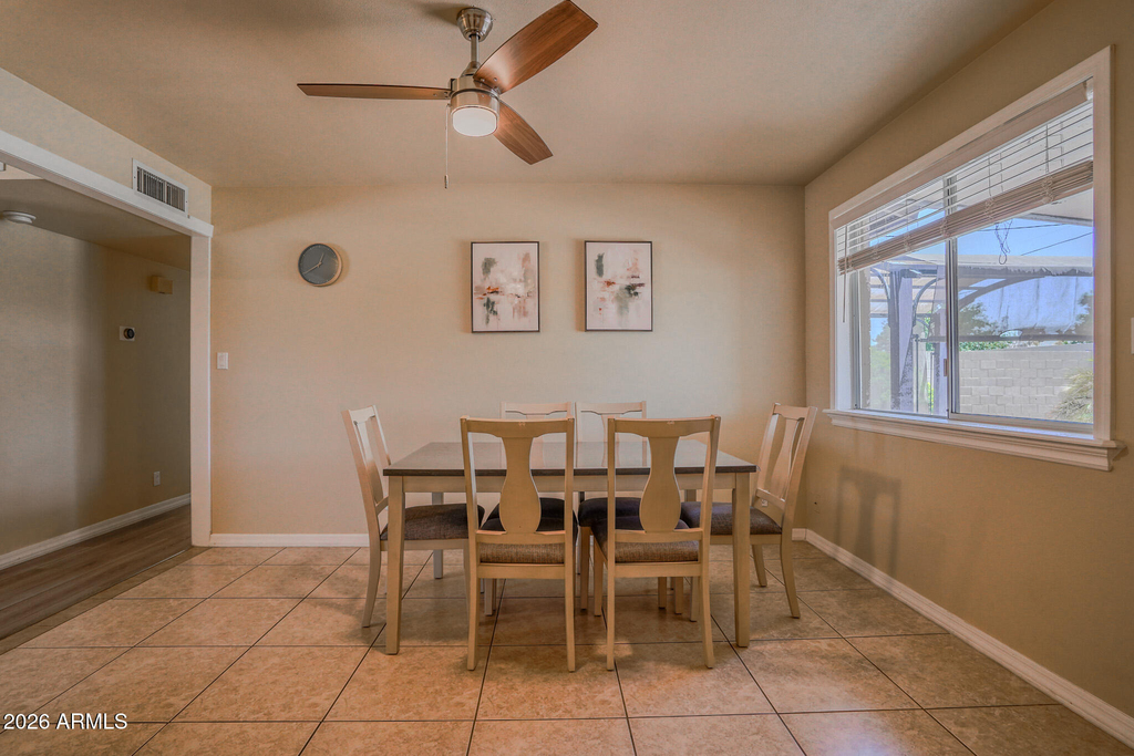 845 W Romo Jones Street - Photo 8