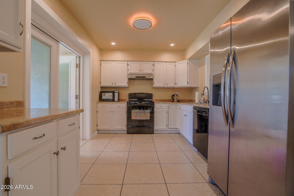 845 W Romo Jones Street - Photo 7