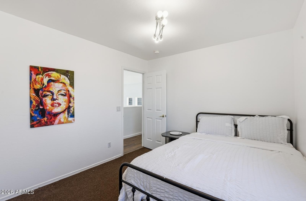 220 W Beechnut Place - Photo 26