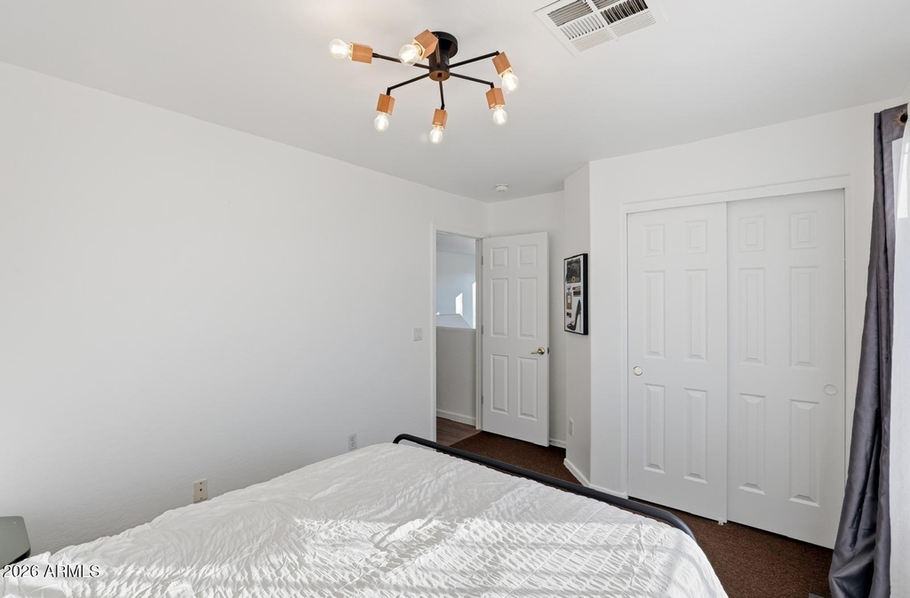 220 W Beechnut Place - Photo 34