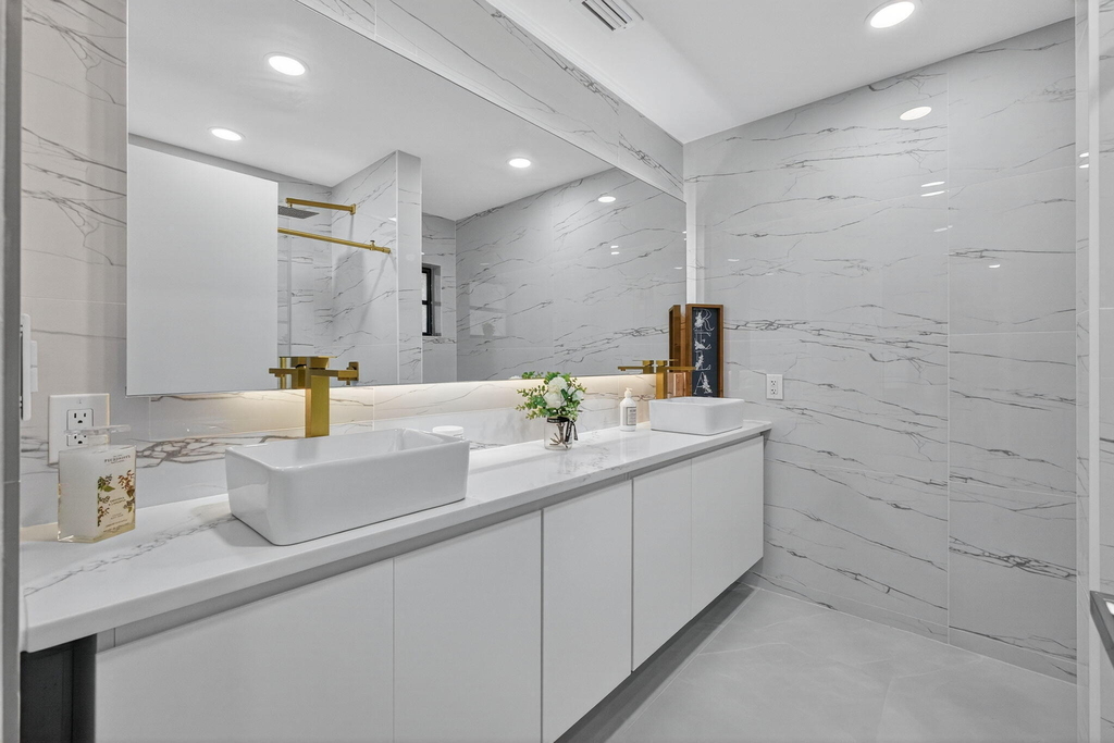 10924 Roebelini Palm Court - Photo 9