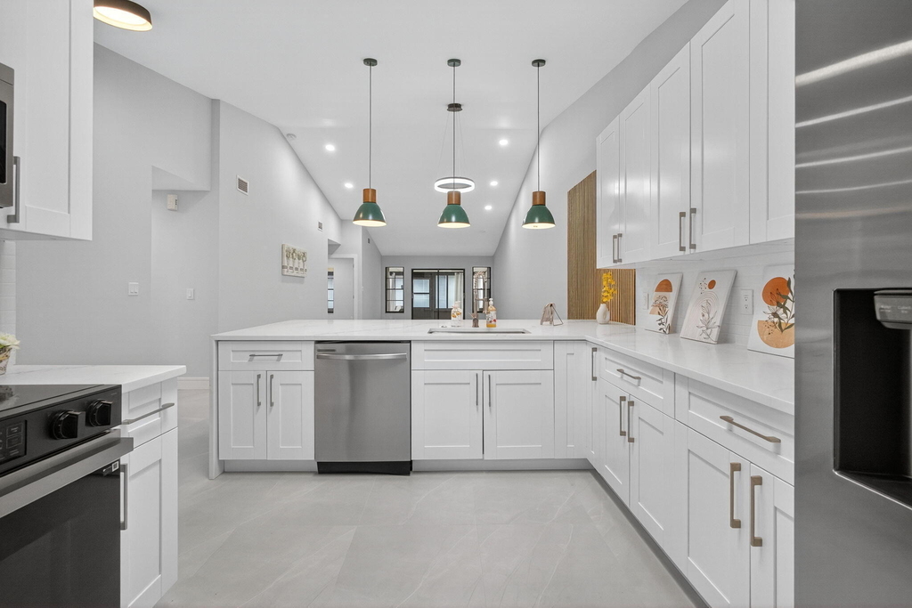 10924 Roebelini Palm Court - Photo 6