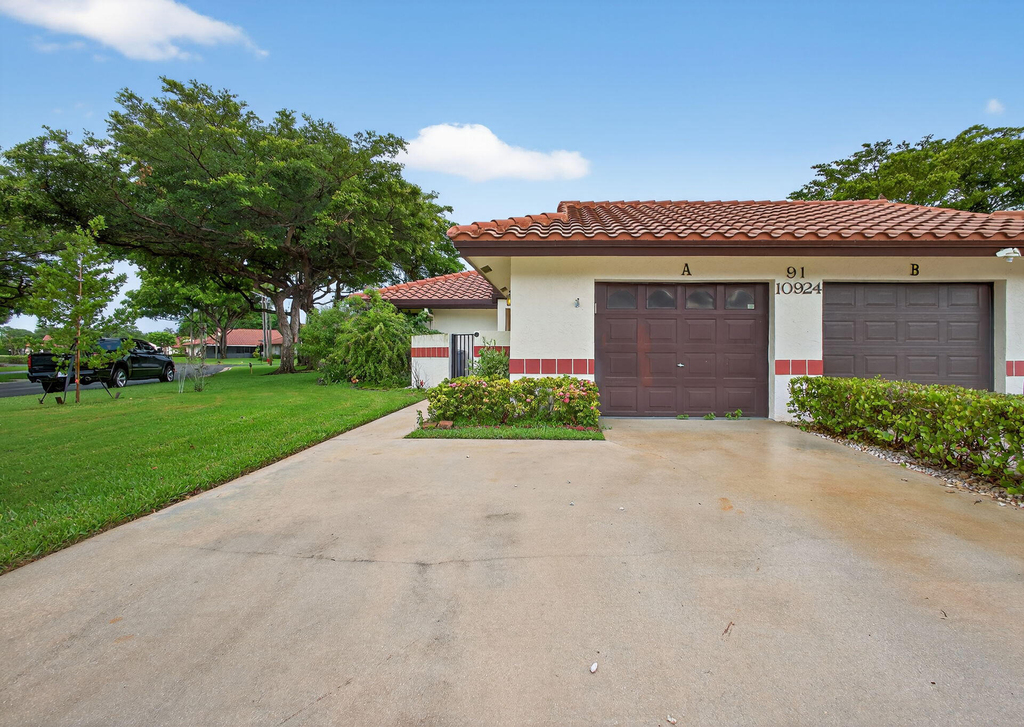 10924 Roebelini Palm Court - Photo 25