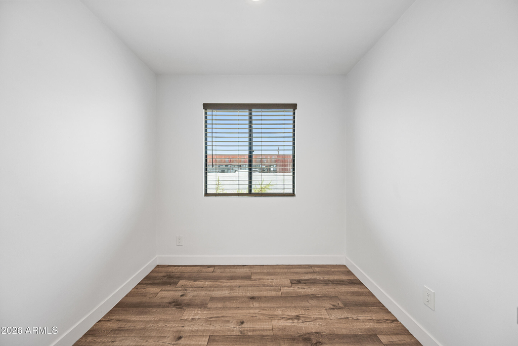 3131 E Fairmount Avenue - Photo 10