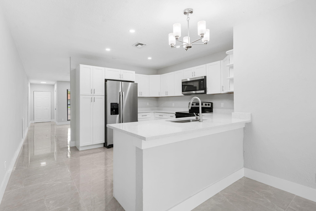 3720 Nw 110th Avenue - Photo 7