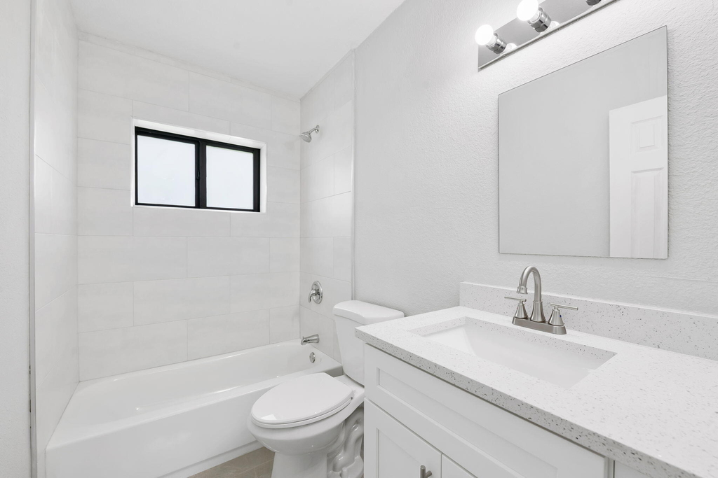 3720 Nw 110th Avenue - Photo 16