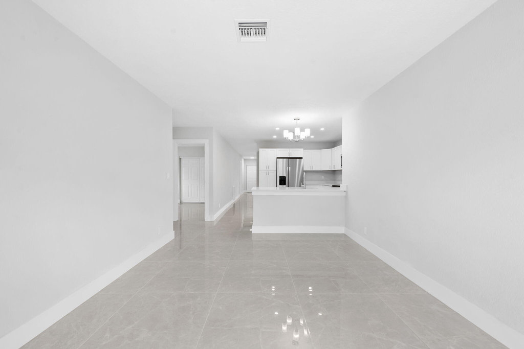 3720 Nw 110th Avenue - Photo 12