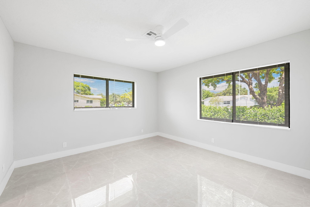 3720 Nw 110th Avenue - Photo 8