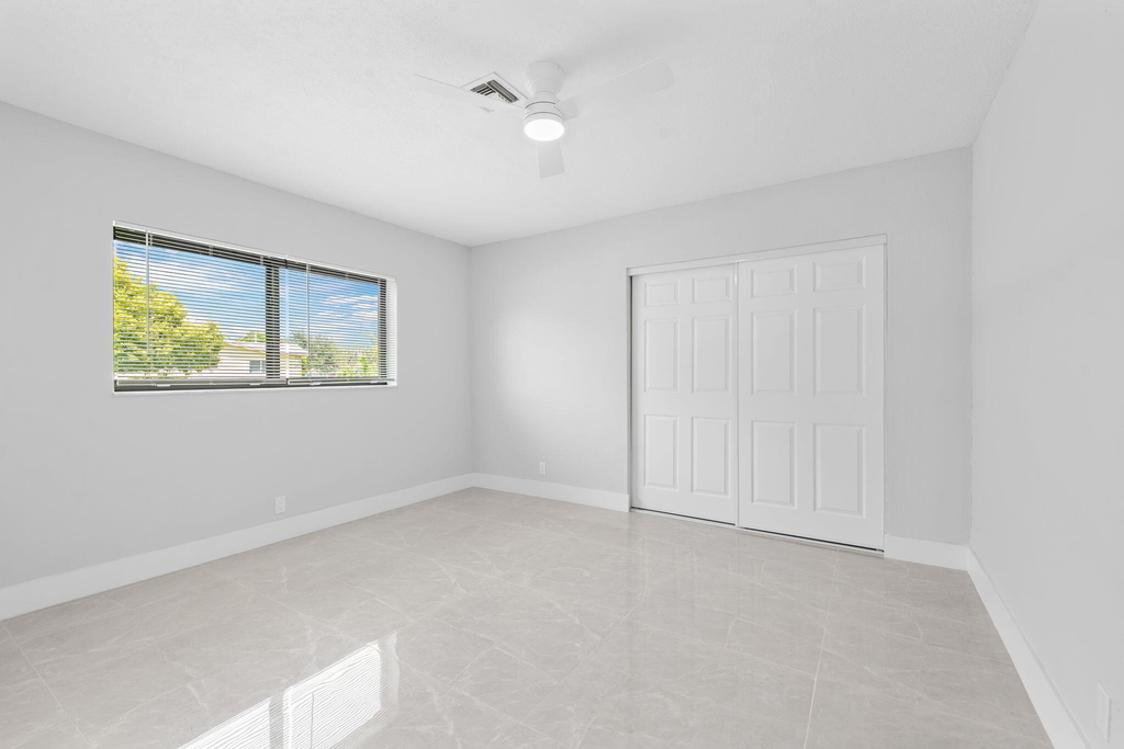 3720 Nw 110th Avenue - Photo 14