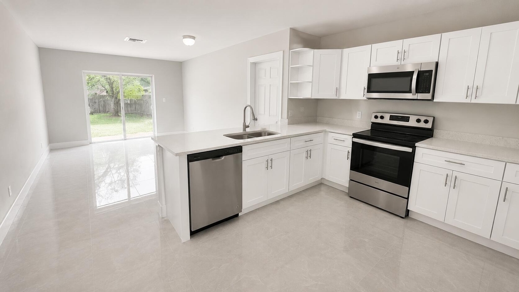 3720 Nw 110th Avenue - Photo 1