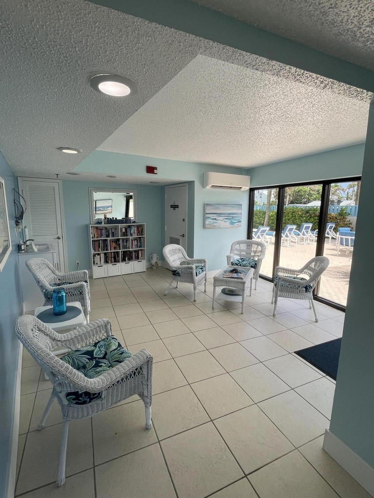 355 S Ocean Drive S - Photo 1