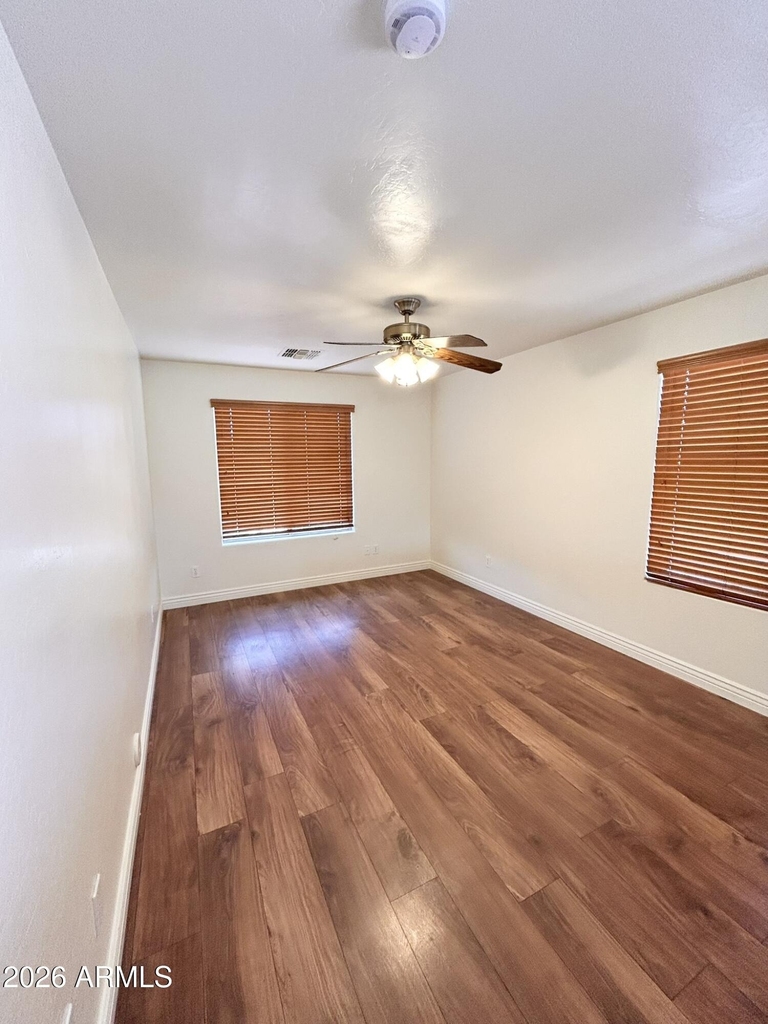 2692 E Vermont Court - Photo 16