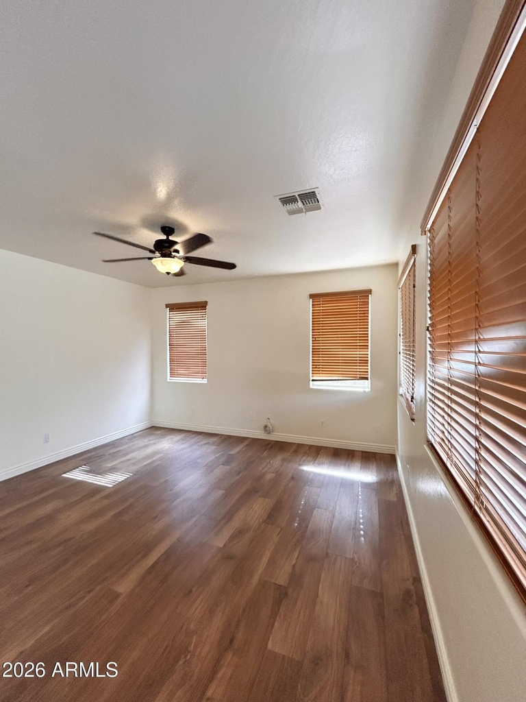 2692 E Vermont Court - Photo 9