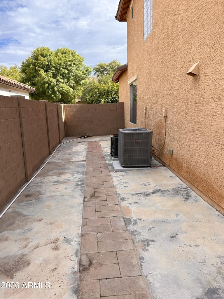 2692 E Vermont Court - Photo 24