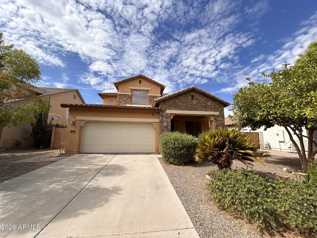 2692 E Vermont Court - Photo 0