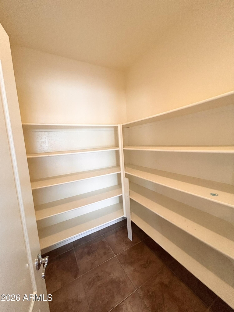 2692 E Vermont Court - Photo 7