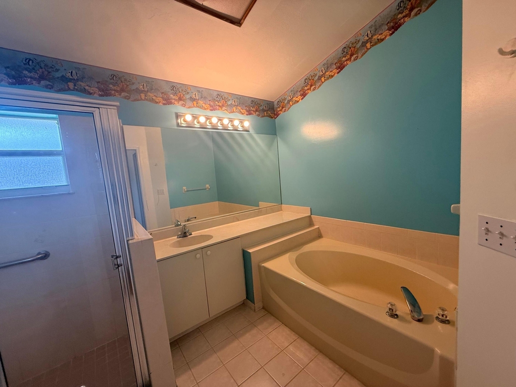 1765 Sw Desert Avenue - Photo 11
