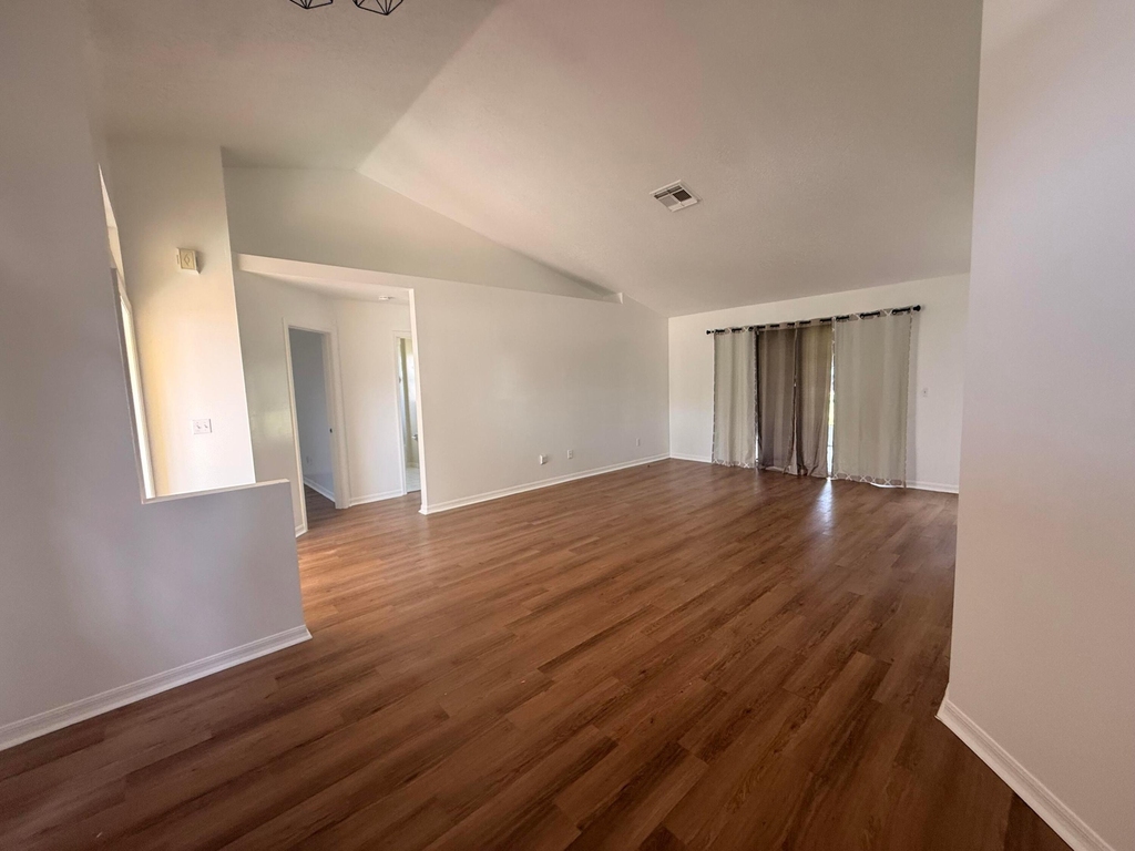 1765 Sw Desert Avenue - Photo 8