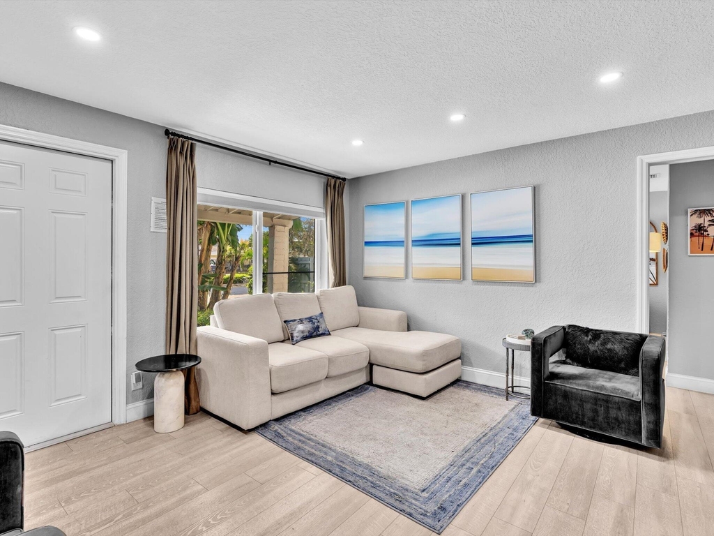5365 N Andrews Avenue - Photo 4