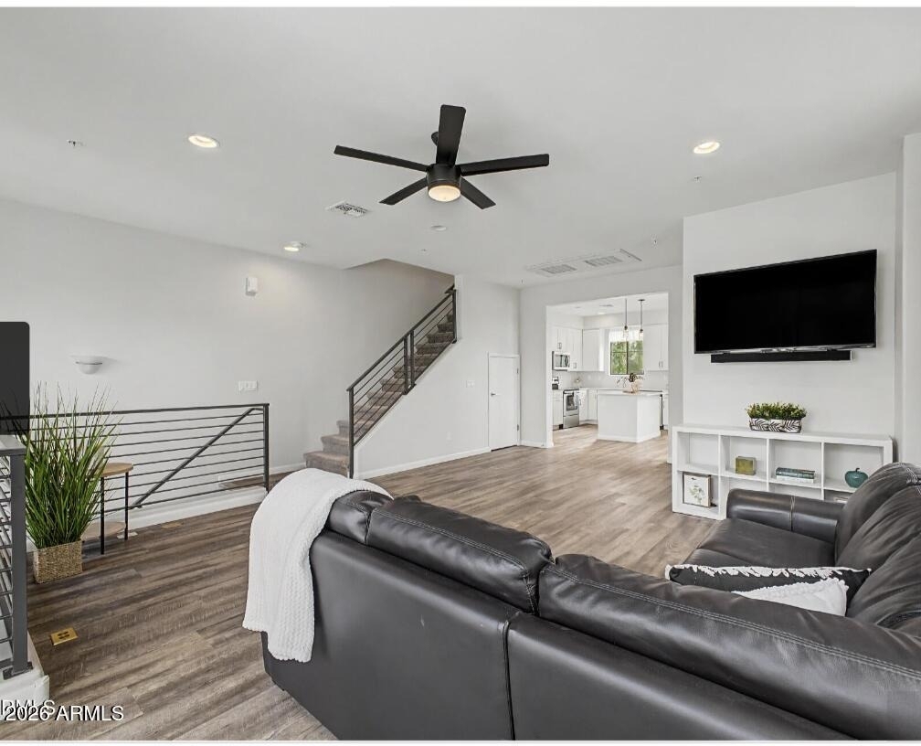 2090 S Dorsey Lane - Photo 3