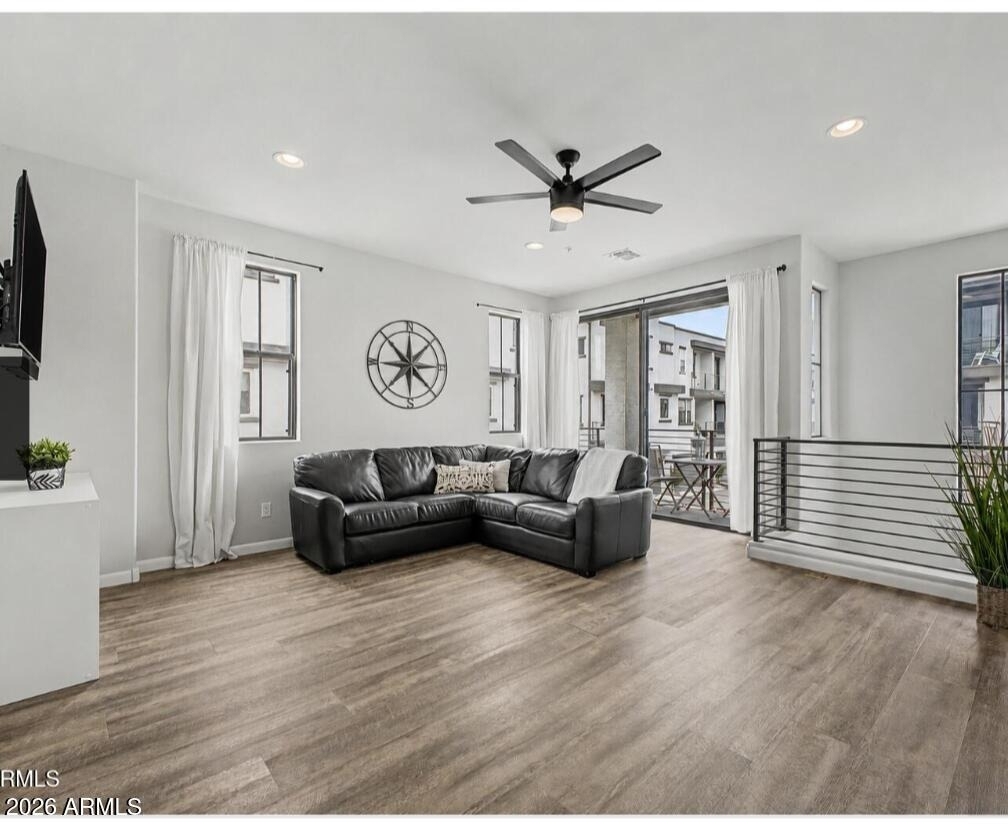 2090 S Dorsey Lane - Photo 2