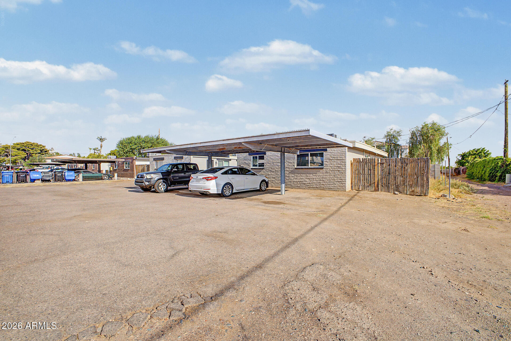 1925 W Village Drive - Photo 3