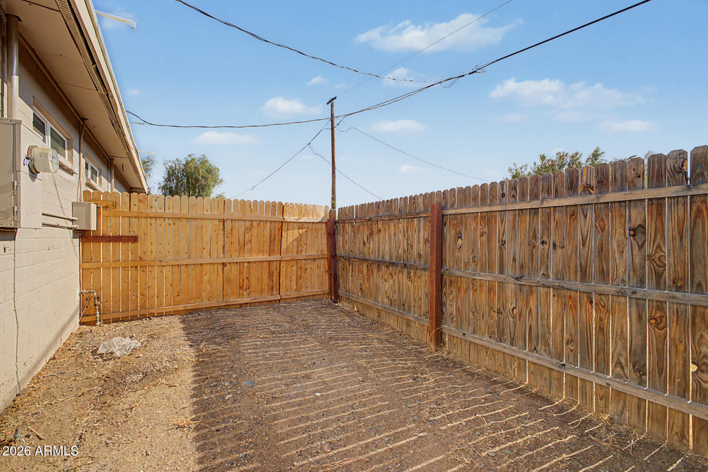 1925 W Village Drive - Photo 17