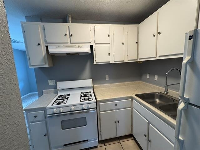 3850 Mt Ranier Street - Photo 3
