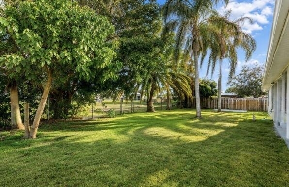 272 Sw Carter Avenue - Photo 9