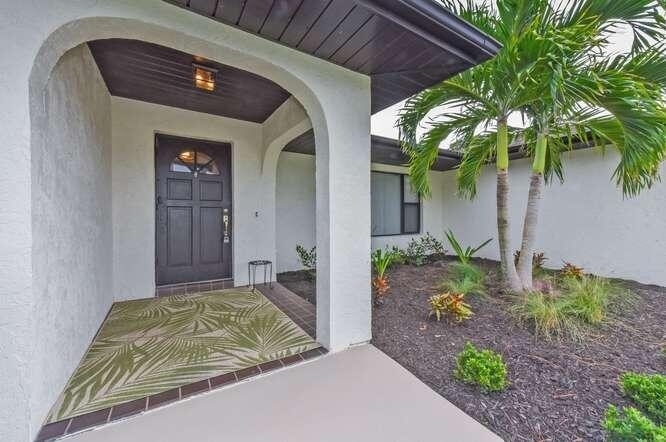 2413 Se Wishbone Road - Photo 1