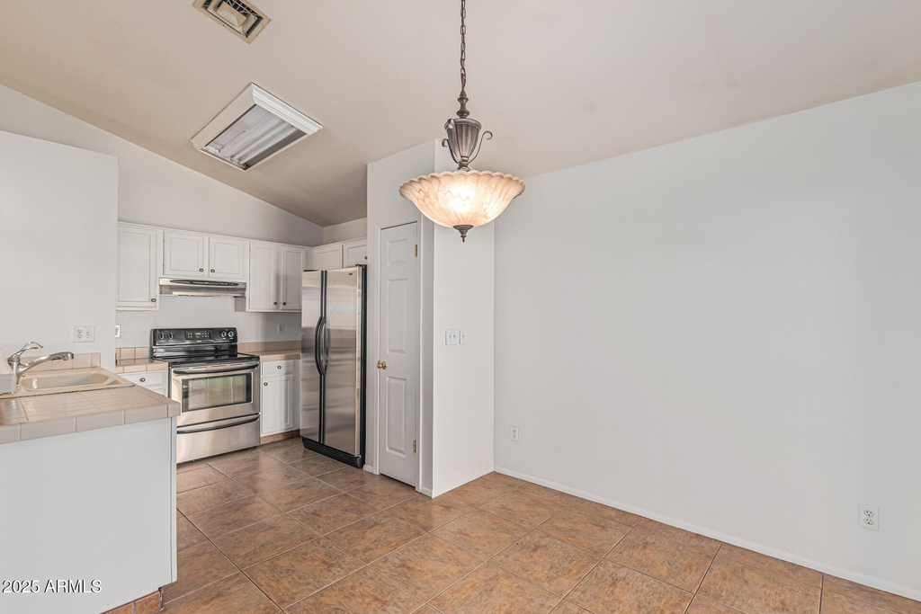 3022 E Michigan Avenue - Photo 12