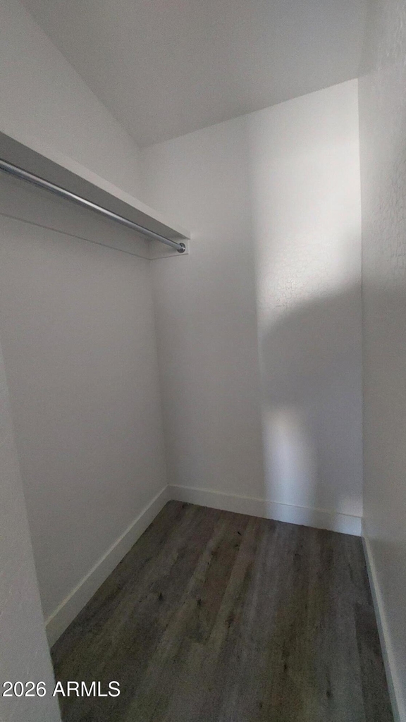 1917 E Monroe Street - Photo 9